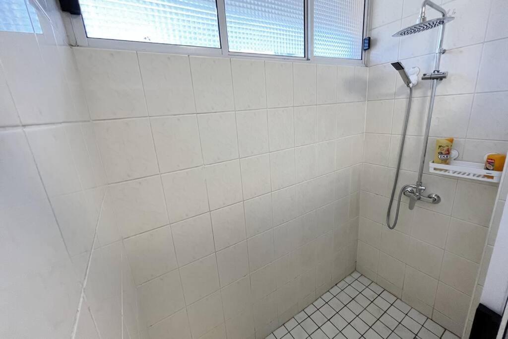 Heipoe Lodge - 6 Min Airport, Wifi, Ac & Parking Papeete  Exteriör bild