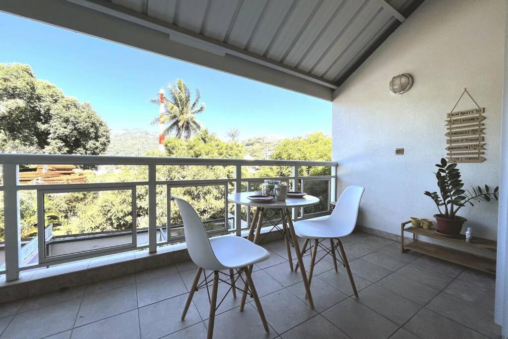 Heipoe Lodge - 6 Min Airport, Wifi, Ac & Parking Papeete  Exteriör bild