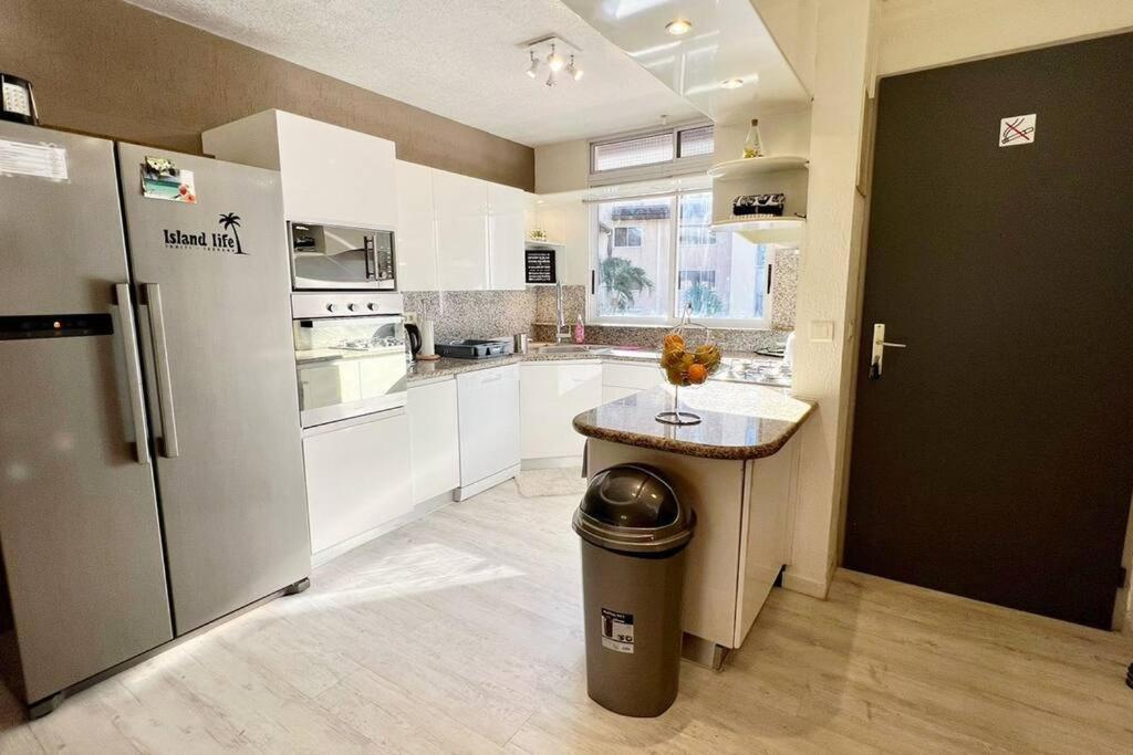 Heipoe Lodge - 6 Min Airport, Wifi, Ac & Parking Papeete  Exteriör bild